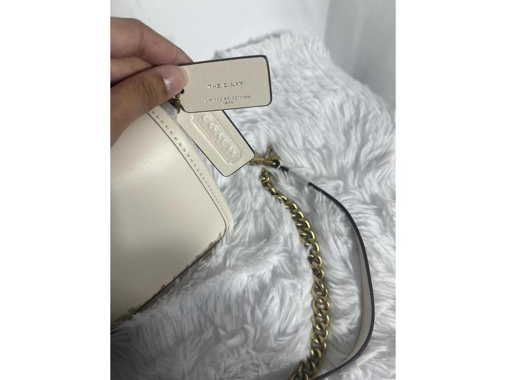 Coach Ivory Leather Crossbody Bag with Gold Chain Strap - Picture 7 of 12